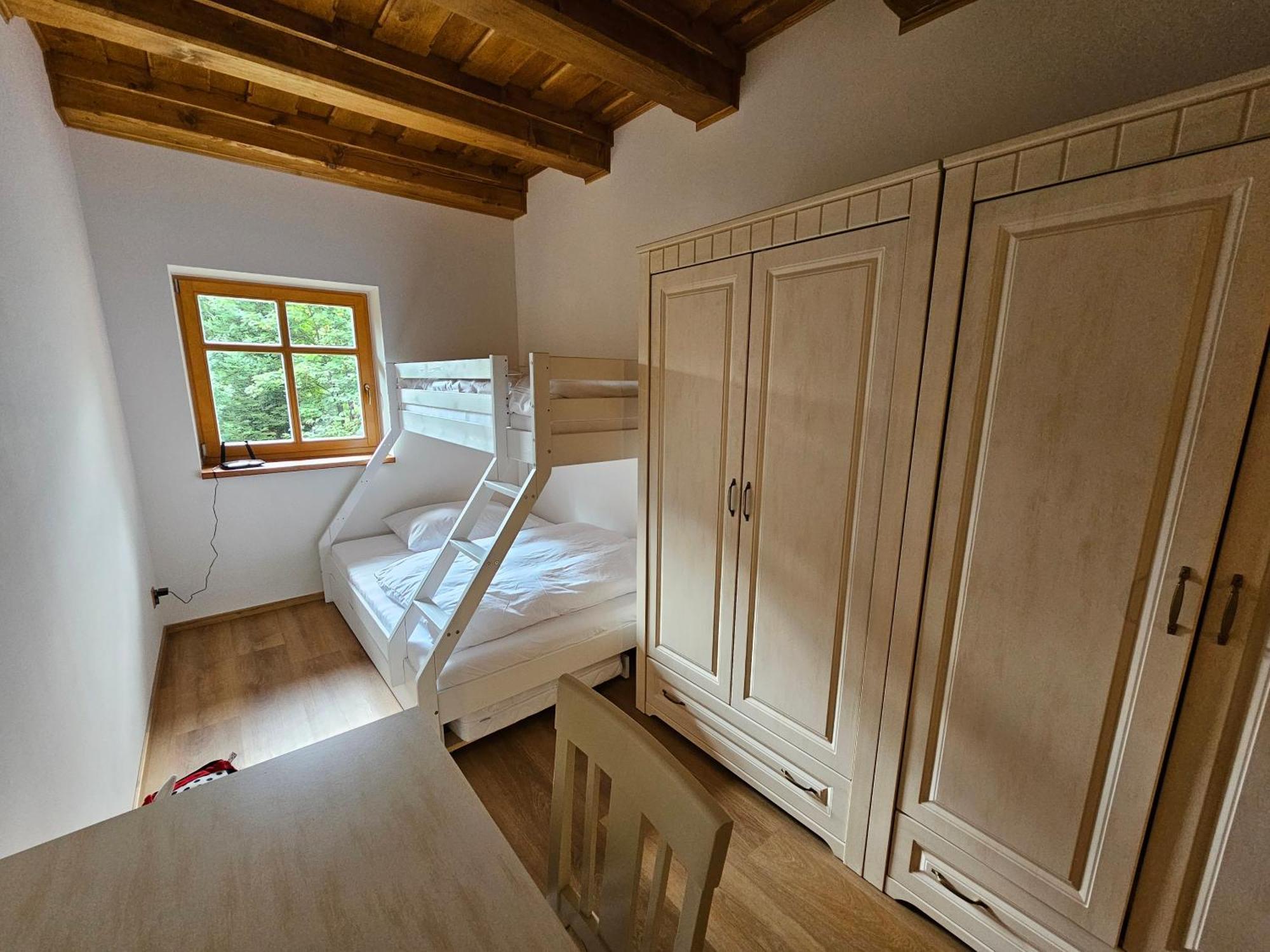 Apartmany Jezerne Velké Karlovice Buitenkant foto